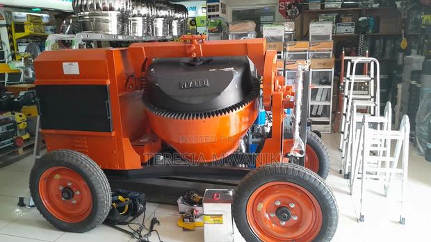 Titan Titan Concrete Mixer - main view