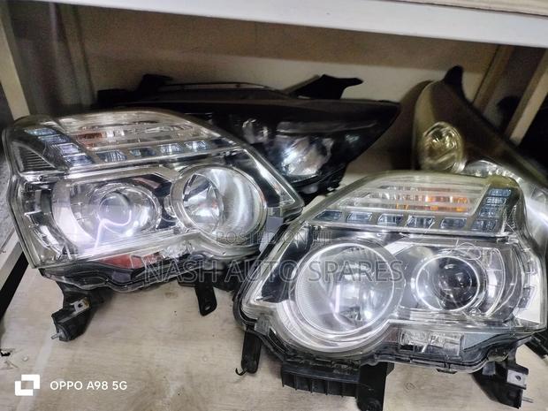 X-Trail Nt31 Headlights
