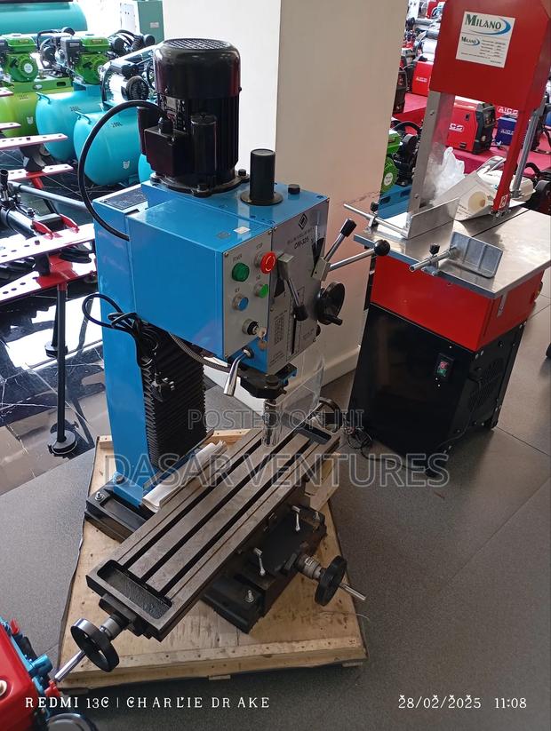 Drilling and Milling Machine Dm-325