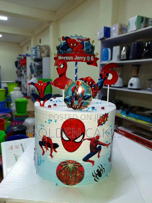 Themed and Non Themed Cakes - thumbnail 12