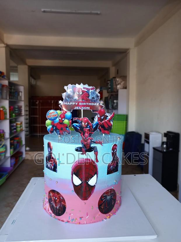 Themed and Non Themed Cakes - thumbnail 15