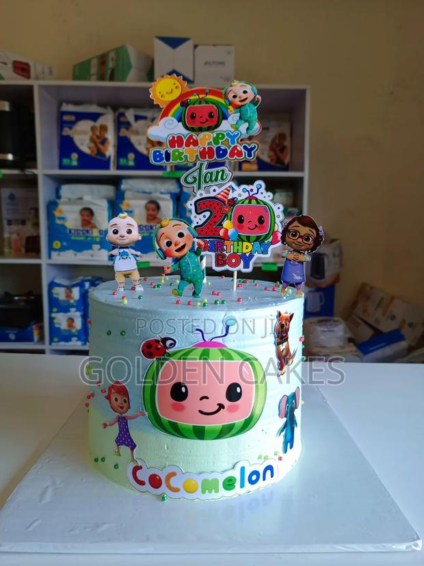 Themed and Non Themed Cakes - thumbnail 17