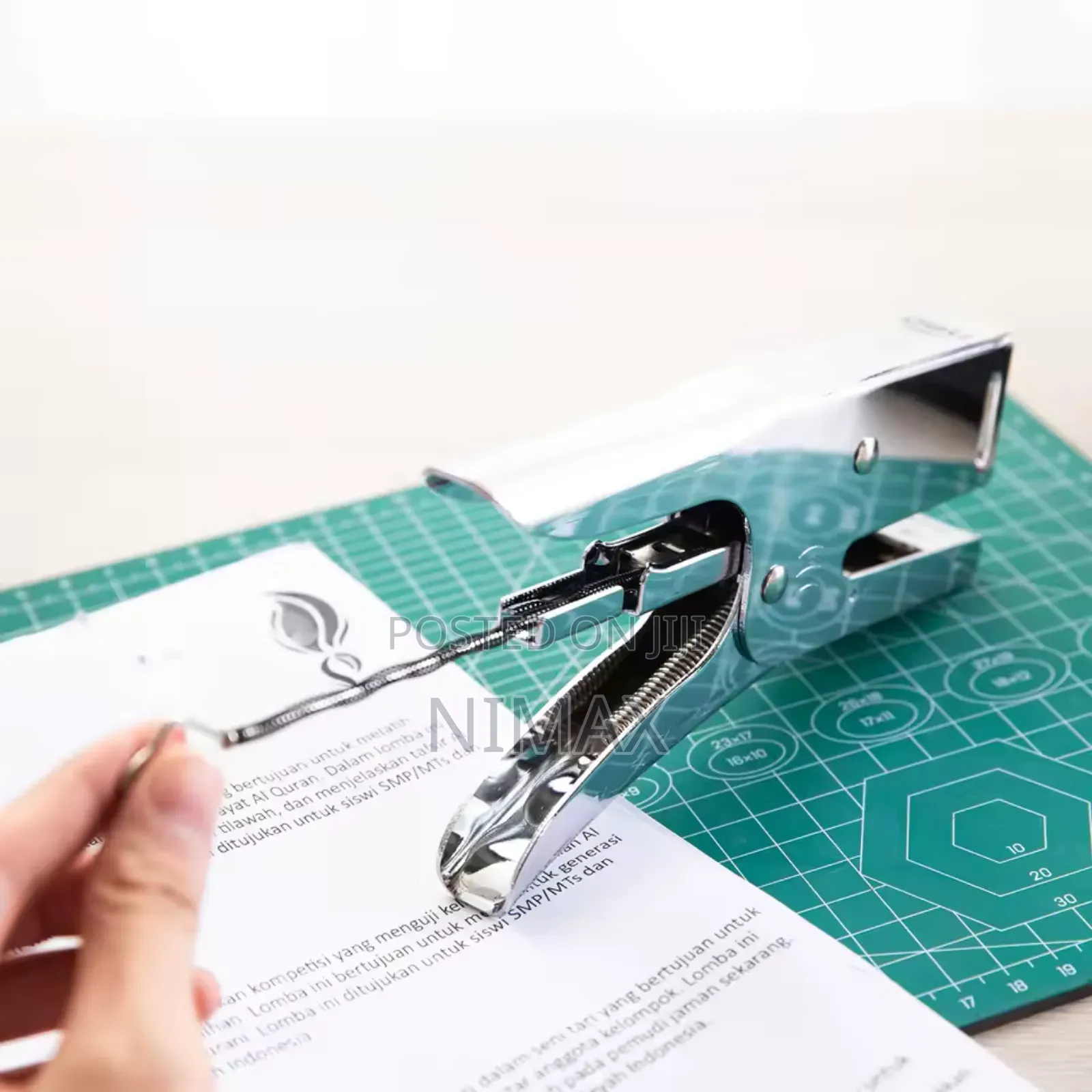 Deli Plier Stapler 24/6 26/6 Stationery