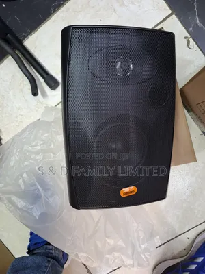 JBL 450 Wall Mount Column Speaker