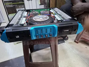 4 Channels Power Amplifier