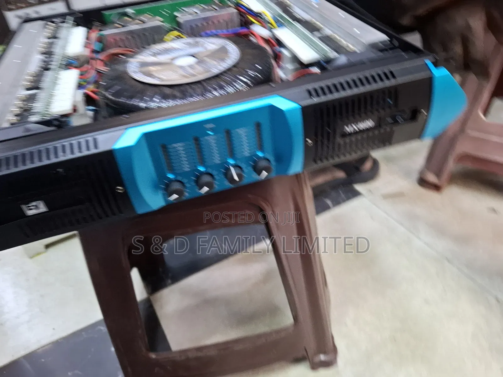 4 Channels Power Amplifier