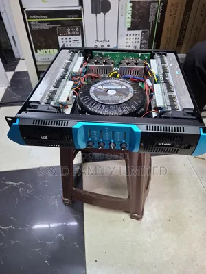 4 Channels Power Amplifier