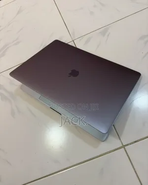Laptop Apple MacBook Pro 2019 32GB Intel Core I9 SSD 1T