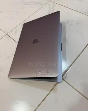 Laptop Apple MacBook Pro 2019 32GB Intel Core I9 SSD 1T