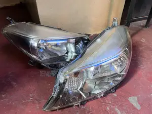 Headlight Vitz 2012 /2013 Jewela Non Xenon