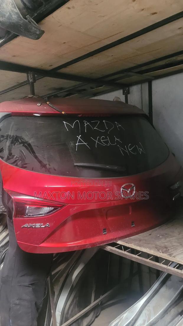 Mazda Axella New Model