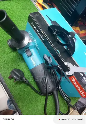 Makita Angle Grinder 4inch