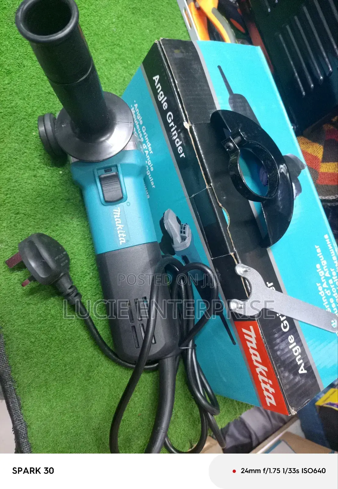 Makita Angle Grinder