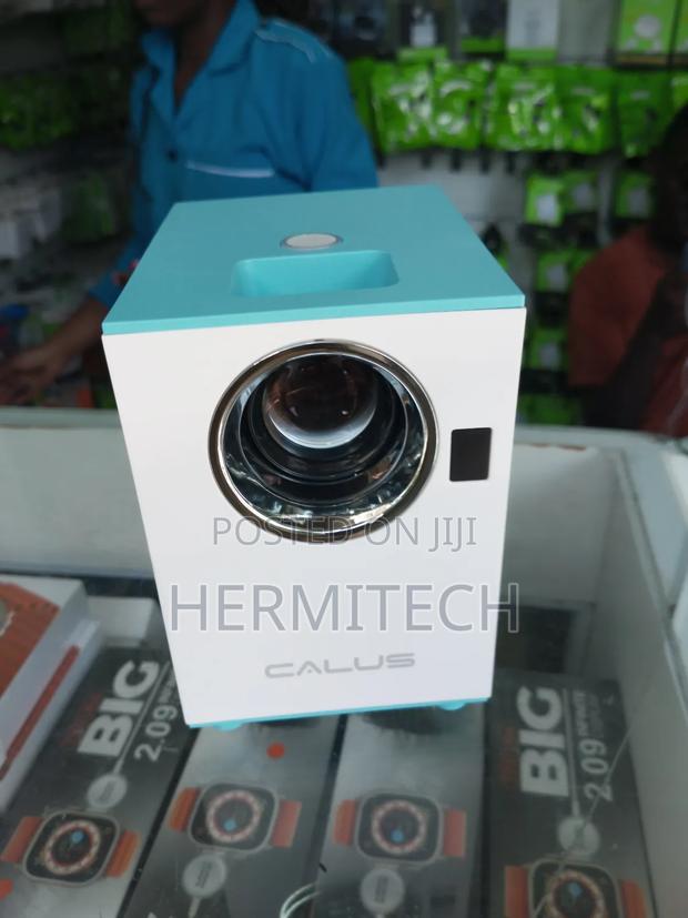 H11-G Mini Projector - main view