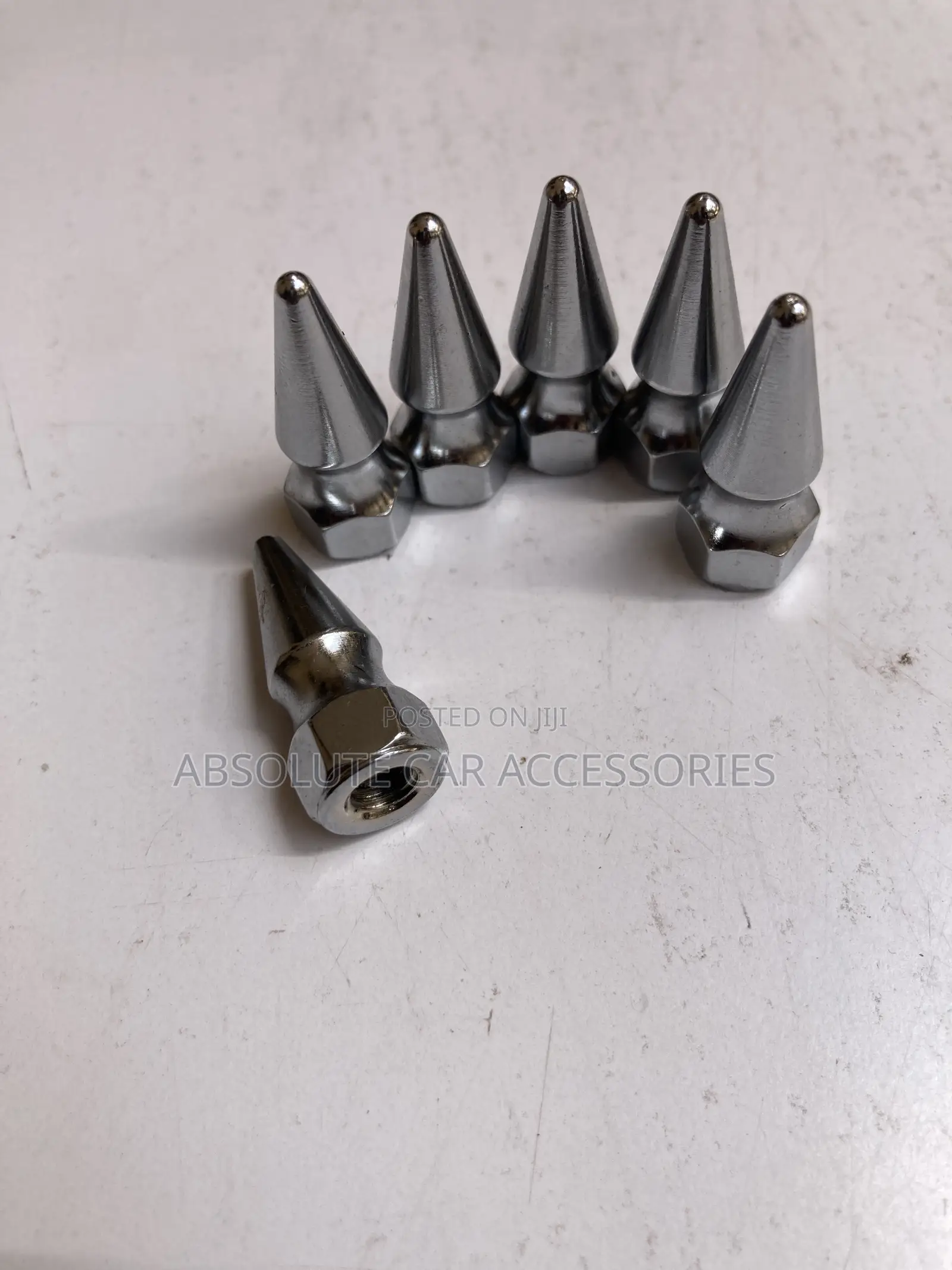 Top Cover Spike Nuts (6pcs)