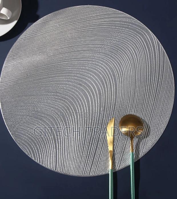 6pcs PVC Non-Woven Table Mats