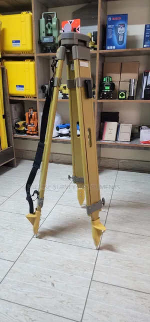 Woiden Surbey Tripod With Quick Clamp