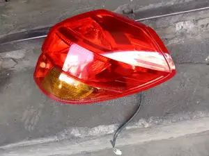 Subaru Legacy Bp5 Tail Light