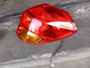 Subaru Legacy Bp5 Tail Light