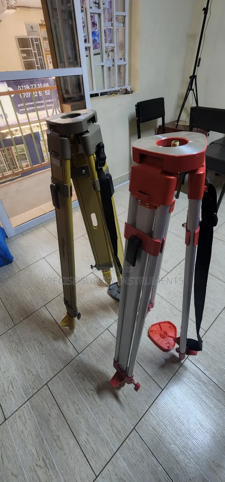 Eoodem Tripod With Adjustable Legs