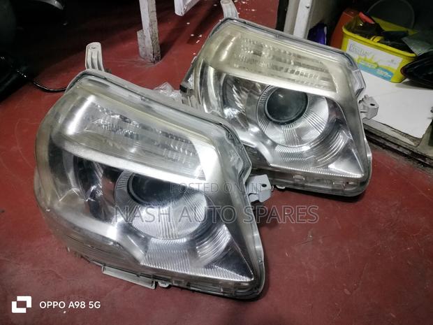 Sienta 2013 Headlights