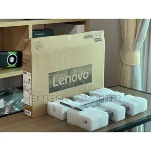 New Laptop Lenovo V14 G4 IRU 8GB Intel Core i5 SSD 512GB