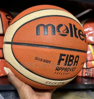 Molten Basket Ball
