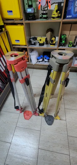 Woid Finerglass Hybrid Survey Tripod