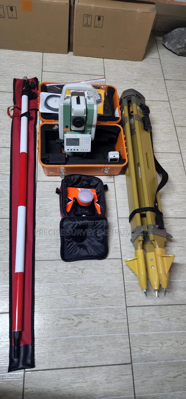 Auto Tracking Total Station Machine Set - main view