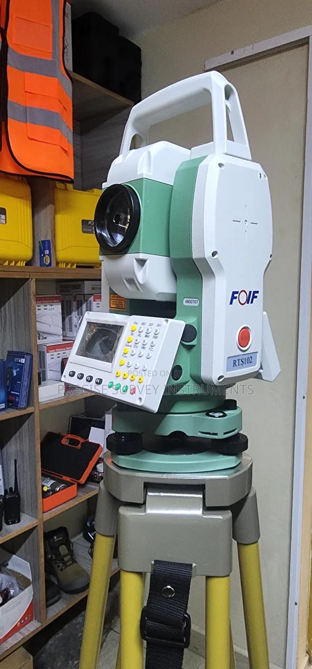 Prism Based Total Station for Land Surveying - main view