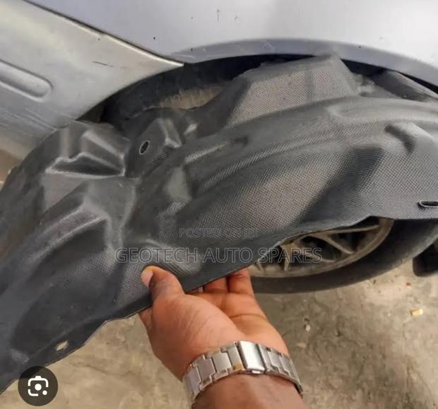 Toyota Axio Stone Guard