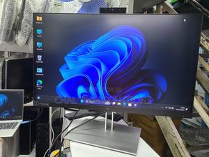 Hp E27d G4 Resolution Monitor With Webcam - main view