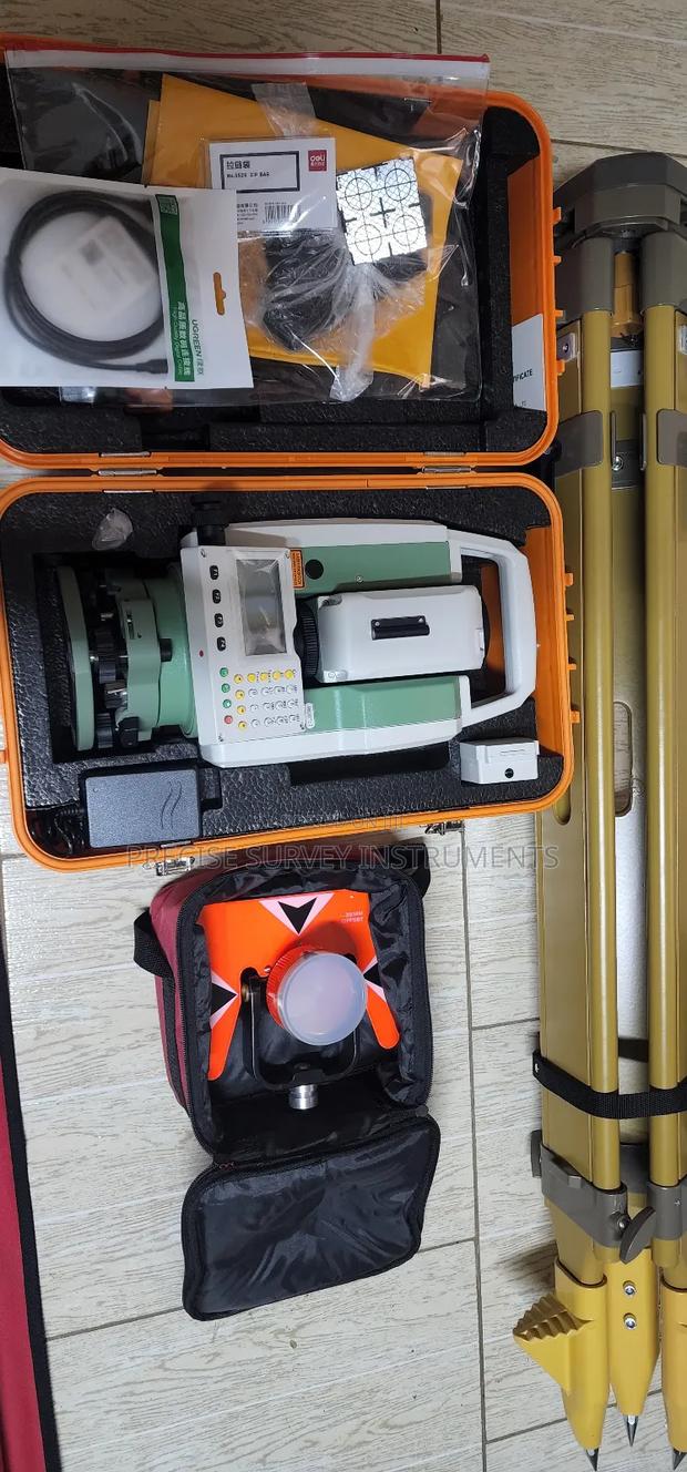 Total Station Wih 2" Accuracy - main view