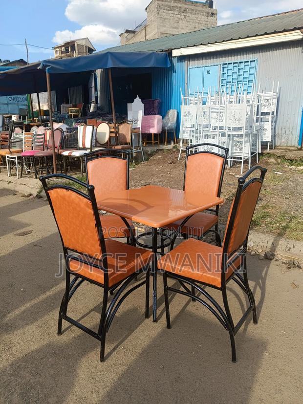 Restaurant Set, Light Brown Seats and Table  - thumbnail 2