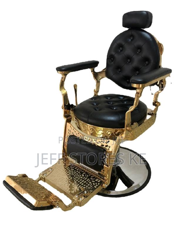 Elegant Gold Barber Chair - main view