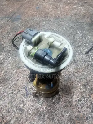 Nissan Xtrail  Nt31 Fuel Pump
