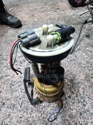 Nissan Xtrail  Nt31 Fuel Pump