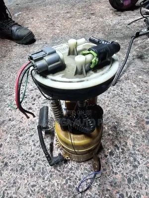 Nissan Xtrail  Nt31 Fuel Pump