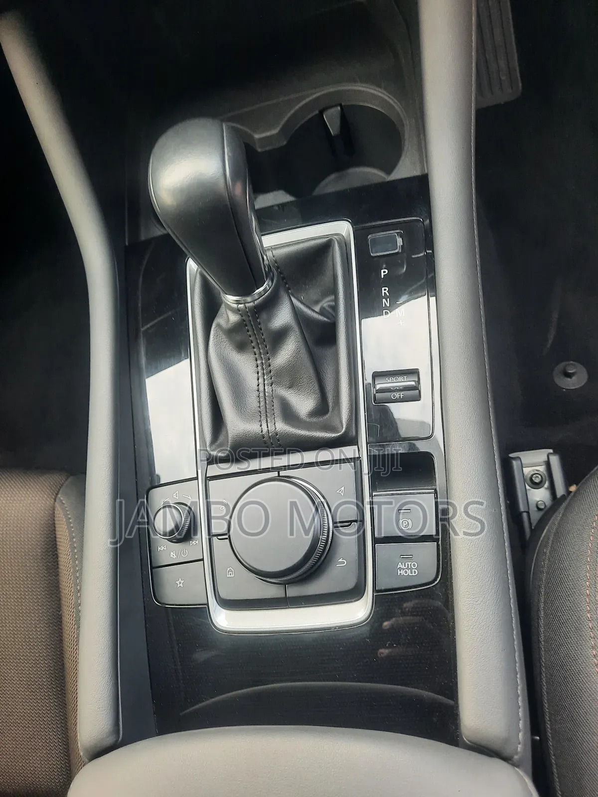 Mazda 3 2019 Brown