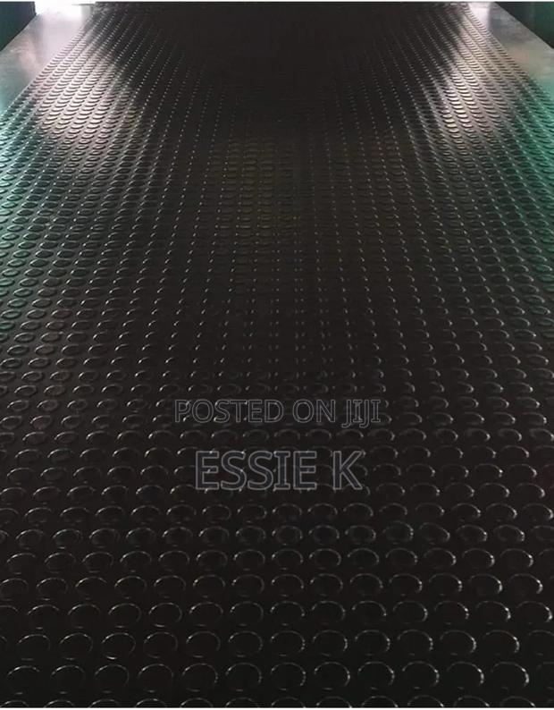 Non-Slip Coin Rubber Mat - main view