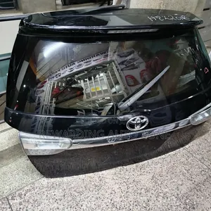 Toyota Wish 2016 Boot Black in Colour