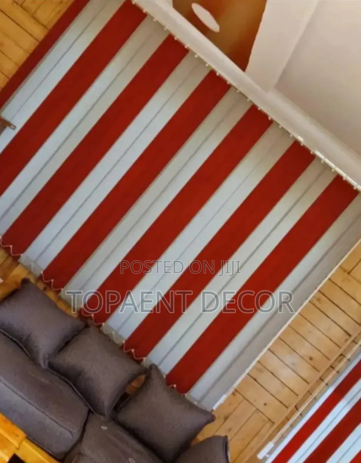 Restaurant and Club Window Privacy Blinds
