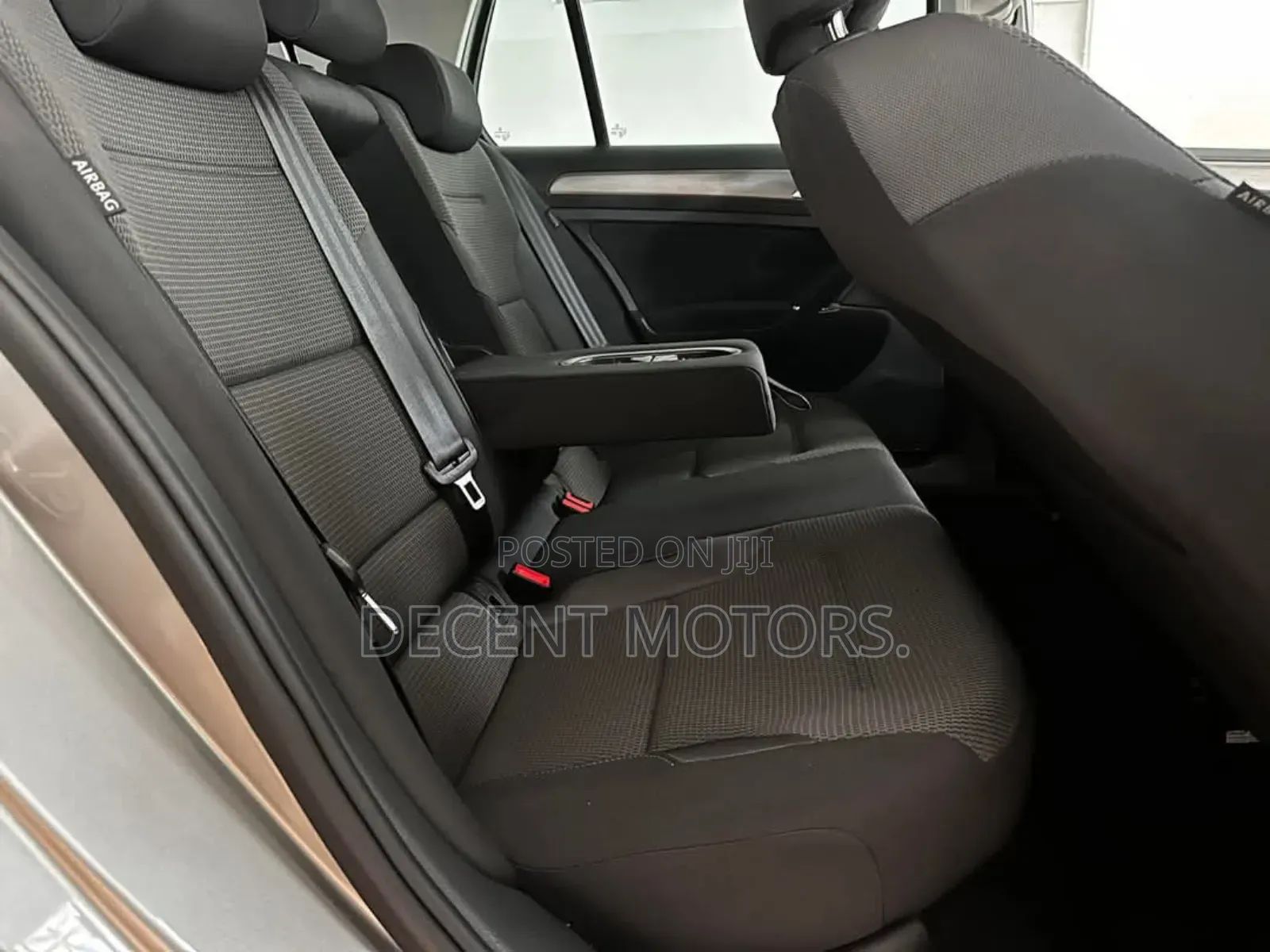 Volkswagen Golf TSI S FWD 2018 Silver