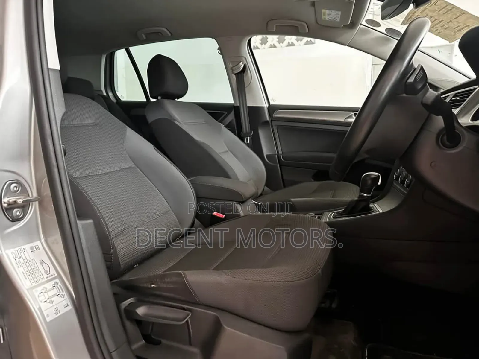 Volkswagen Golf TSI S FWD 2018 Silver