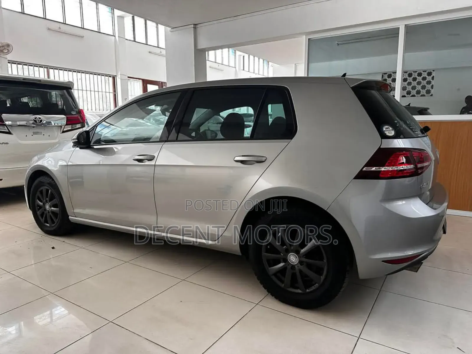 Volkswagen Golf TSI S FWD 2018 Silver