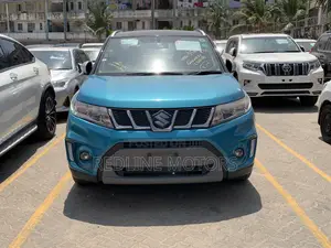Suzuki Escudo 2018 Blue