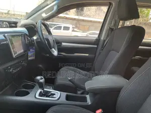 Toyota Hilux SR5+ 4x4 2018 Gray