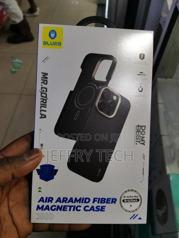 Blueo Carbon Fibre Case for iPhone 16 Pro Max Wireless - main view