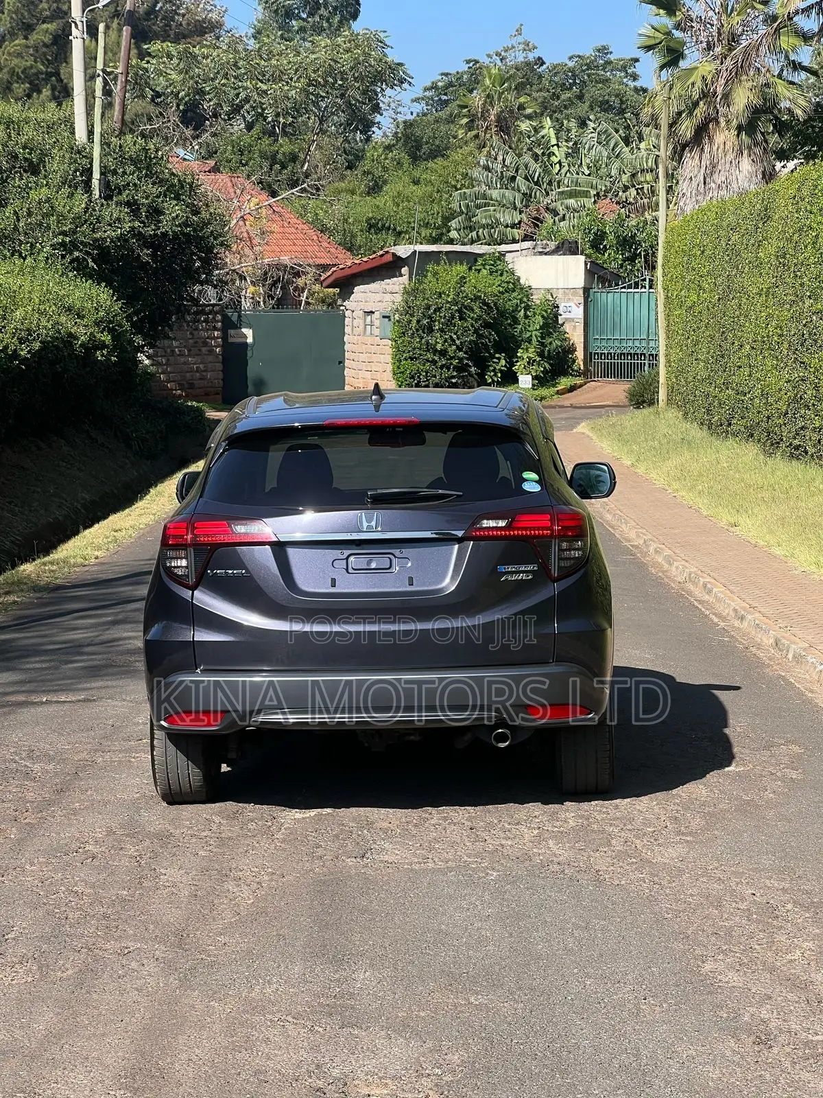 Honda Vezel 1.5 Hybrid 4WD 2018 Matt Black