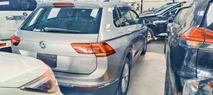 Volkswagen Tiguan 2019 Silver